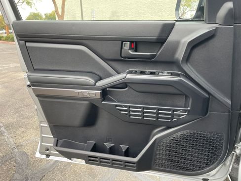 Used 2025 Toyota 4Runner TRD Off-Road image 20