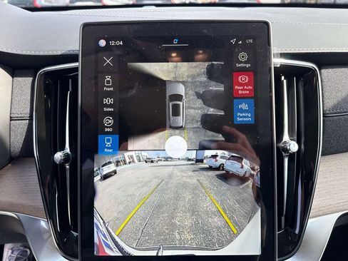 New 2026 Volvo XC90 B6 Plus w/ Protection Package Premier AWD/4WD image 27