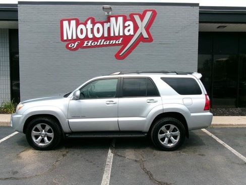 Used 2006 Toyota 4Runner Limited AWD/4WD image 1