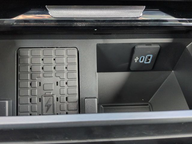 Used 2025 Ford F250 Lariat w/ Lariat Ultimate Package AWD/4WD image 24