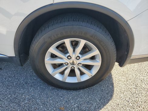 Used 2019 Dodge Durango SXT w/ 3rd Row Seating Group image 7