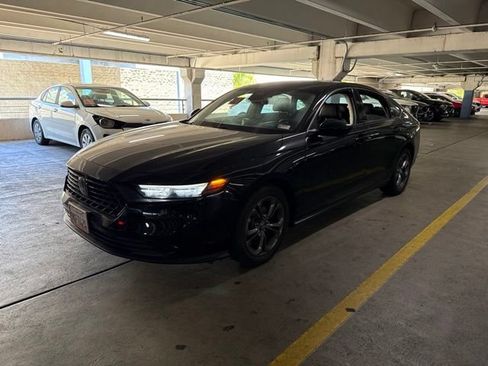 Used 2023 Honda Accord EX image 1