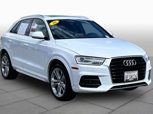 Used 2016 Audi Q3 2.0T Premium Plus w/ Technology Package FWD image 2