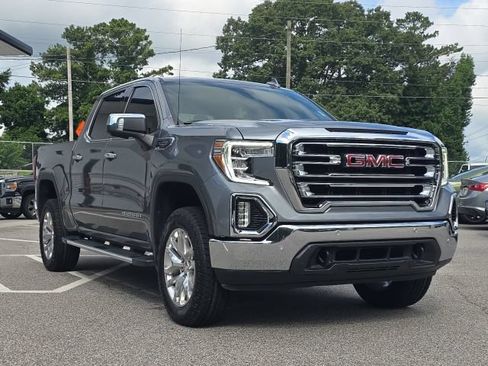 Used 2021 GMC Sierra 1500 SLT w/ SLT Premium Plus Package AWD/4WD image 7
