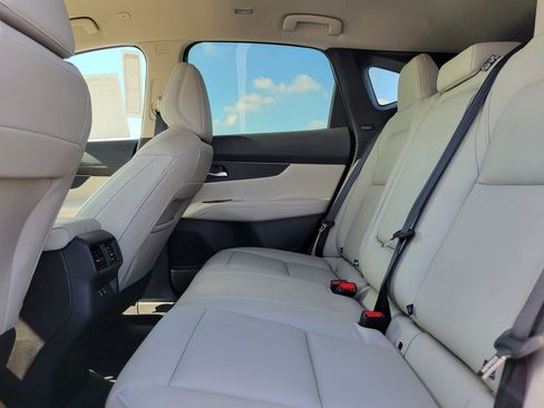 New 2025 Nissan Murano SV AWD/4WD image 17