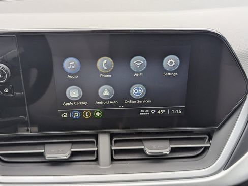 New 2026 Chevrolet Trax RS w/ Sunroof Package image 24