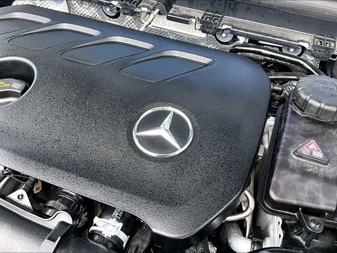 Used 2025 Mercedes-Benz CLA 250 4MATIC image 34