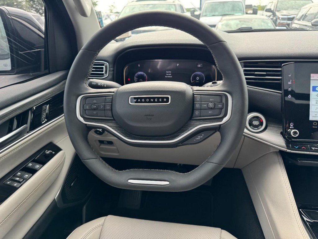 Used 2023 Jeep Wagoneer Series II w/ Premium Group I AWD/4WD image 14