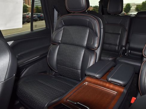 New 2026 Lincoln Navigator L Black Label AWD/4WD image 20