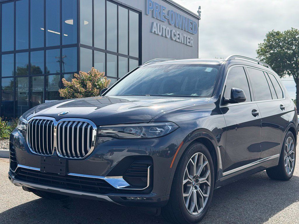 Used 2020 BMW X7 xDrive40i w/ Premium Package AWD/4WD image 1