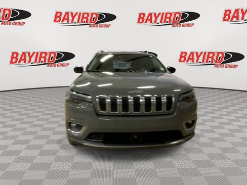 Used 2022 Jeep Cherokee Limited image 3