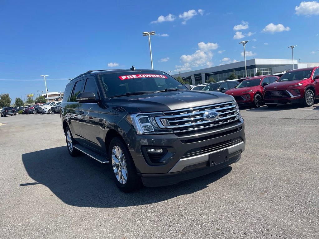 Used 2020 Ford Expedition XLT w/ Equipment Group 202A RWD image 3