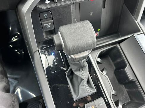 Used 2025 Toyota Tundra Platinum image 23