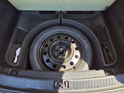 Used 2022 Lincoln Nautilus Reserve image 27