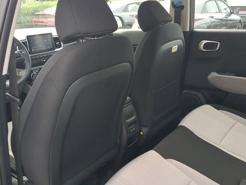 New 2026 Hyundai Venue SEL image 19