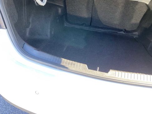 Used 2024 Chevrolet Malibu LT image 30