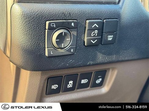 Certified 2023 Lexus GX 460 Premium image 24