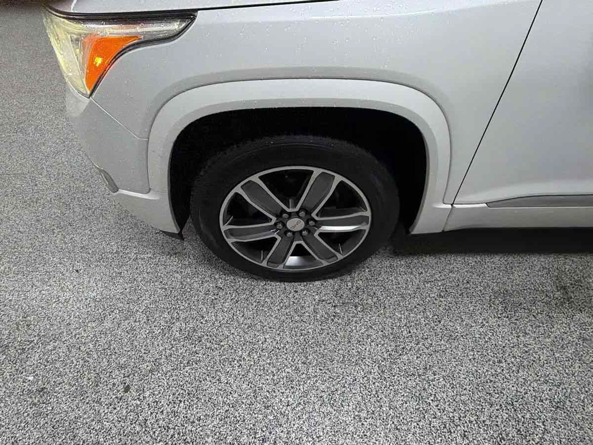Used 2017 GMC Acadia Denali FWD image 37