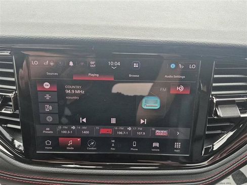 Used 2025 Dodge Durango GT AWD/4WD image 15