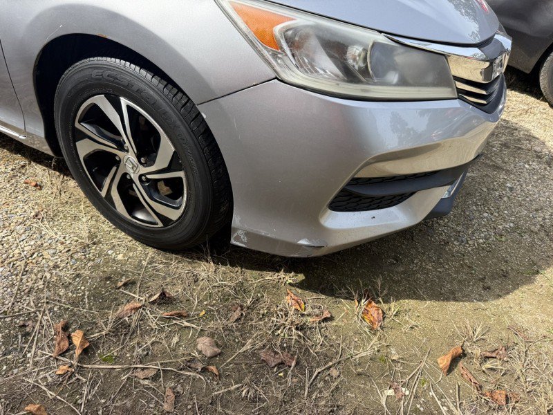 Used 2017 Honda Accord LX image 8