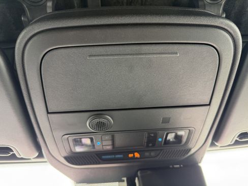 Used 2024 Ford Bronco Outer Banks AWD/4WD image 34