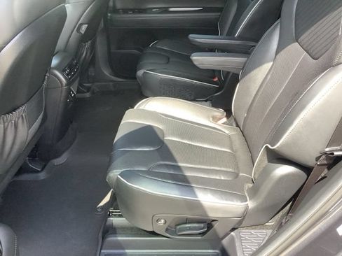 Certified 2024 Hyundai Palisade SEL w/ Premium Package FWD image 10