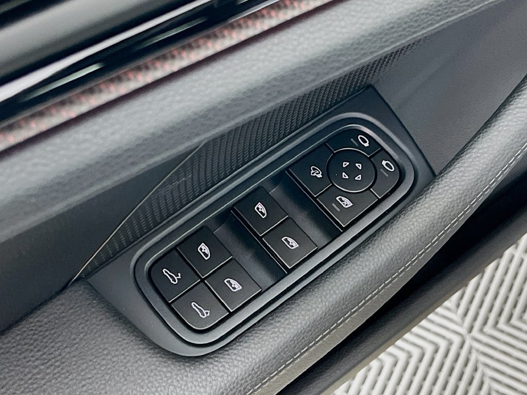 New 2026 Porsche Panamera 4 AWD/4WD image 20