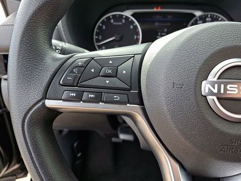 Used 2024 Nissan Sentra SV image 19