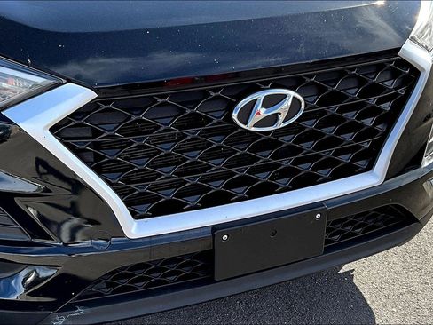 Used 2019 Hyundai Tucson SE image 26