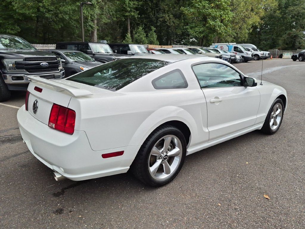 Used 2007 Ford Mustang GT Premium RWD image 12