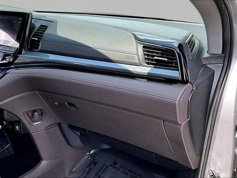 Used 2024 Honda Odyssey Elite image 21