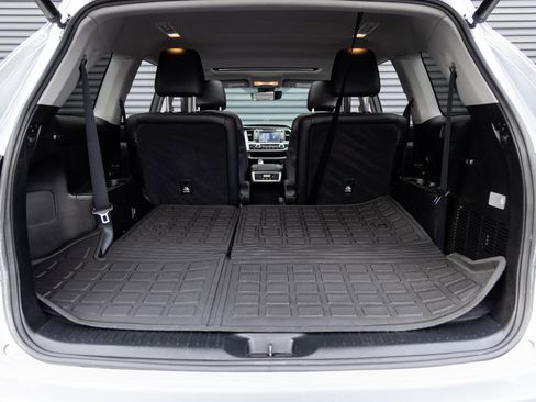 Used 2017 Toyota Highlander XLE image 27