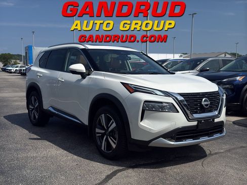 Certified 2023 Nissan Rogue Platinum AWD/4WD image 1