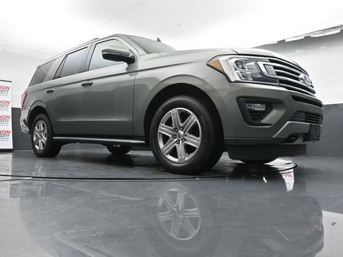 Used 2019 Ford Expedition XLT w/ Equipment Group 202A image 18