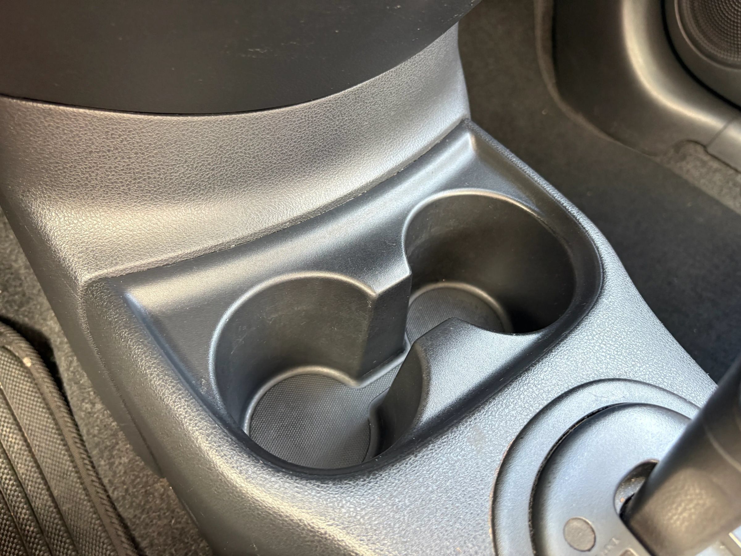 Used 2015 Nissan Versa S Plus FWD image 14