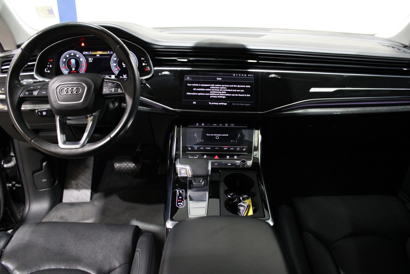 Used 2023 Audi Q8 Prestige w/ Prestige Package AWD/4WD image 12