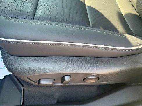 New 2026 Buick Enclave Sport Touring w/ Power Package AWD/4WD image 18