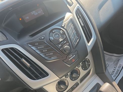 Used 2012 Ford Focus SE image 29