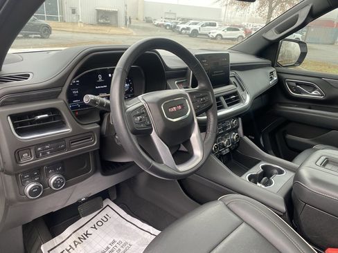 Used 2022 GMC Yukon SLT image 12