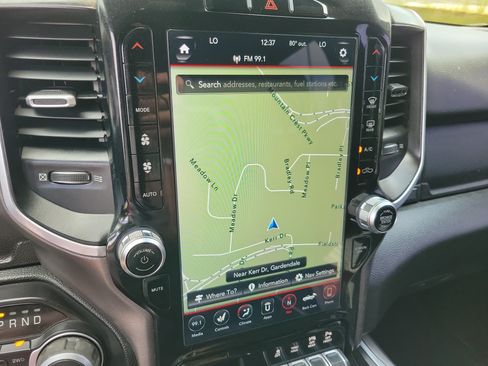Used 2020 RAM 1500 Big Horn AWD/4WD image 13