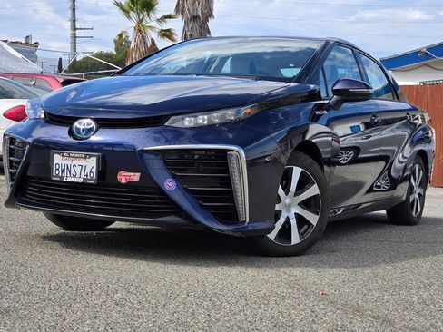 Used 2018 Toyota Mirai FWD image 5