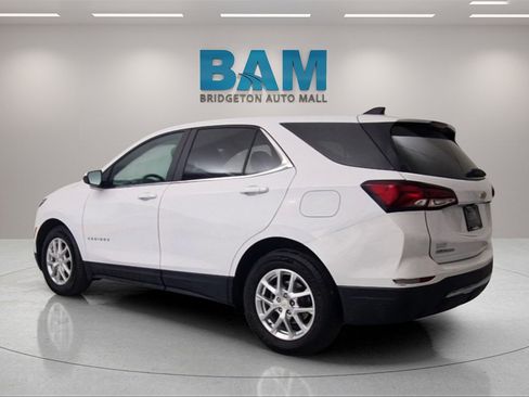 Used 2022 Chevrolet Equinox LT w/ LPO, Floor Liner Package image 6