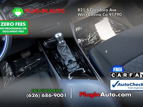 Used 2020 Toyota C-HR XLE FWD image 14