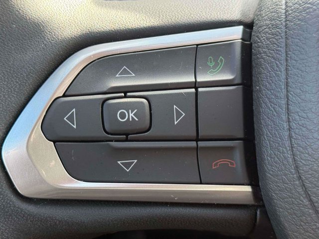 Used 2023 Jeep Compass Limited AWD/4WD image 23