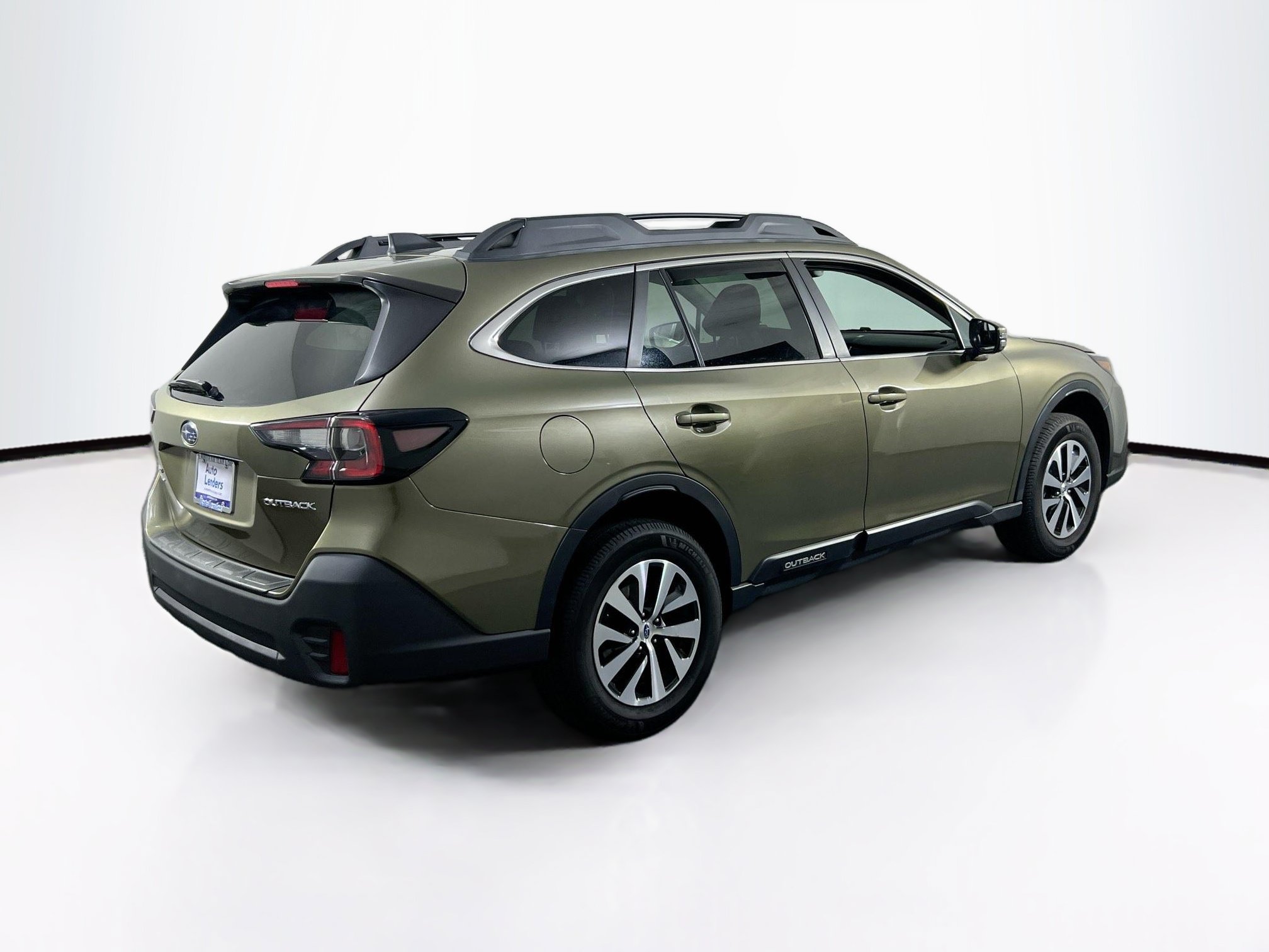 Used 2021 Subaru Outback Premium w/ Popular Package #1 AWD/4WD image 5