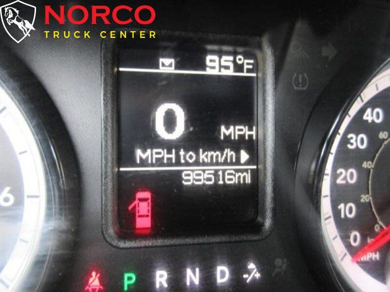 Used 2018 RAM 1500 Tradesman w/ Chrome Appearance Group RWD image 11