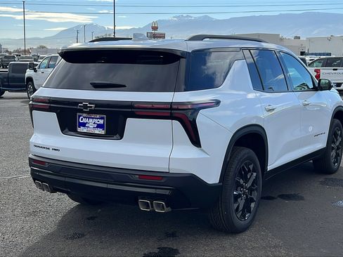 New 2026 Chevrolet Traverse LT w/ Midnight/Sport Edition image 5
