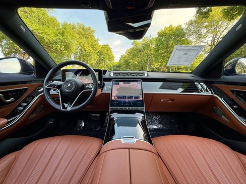 Used 2022 Mercedes-Benz S 580 4MATIC Sedan image 35