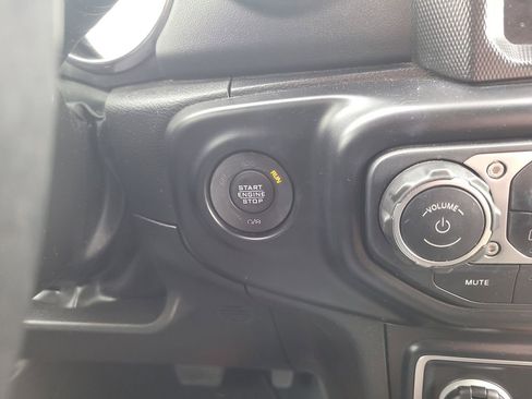 Used 2022 Jeep Wrangler Unlimited Sahara 4xe w/ Cold Weather Group image 18