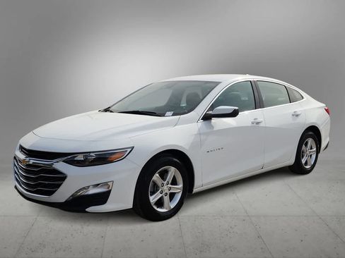 Used 2024 Chevrolet Malibu LT image 1
